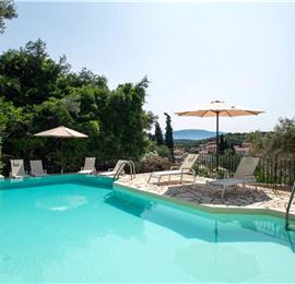 3 bedroom villa with heated pool in Kassiopi, Corfu, sleeps 6